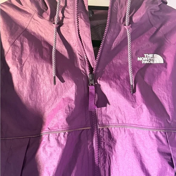 The North Face Women's Novelty Antora Rain Hoodie - Picture 12 of 13